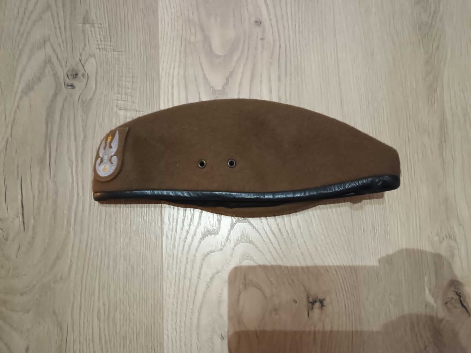 Beret oliwkowy WOT rozmiar 59 wzór 422/MON