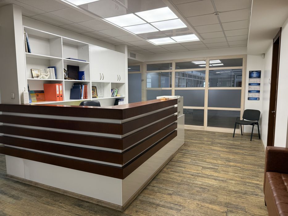 Продам Помещение/Офис 491м2. Пр Яворницкого.