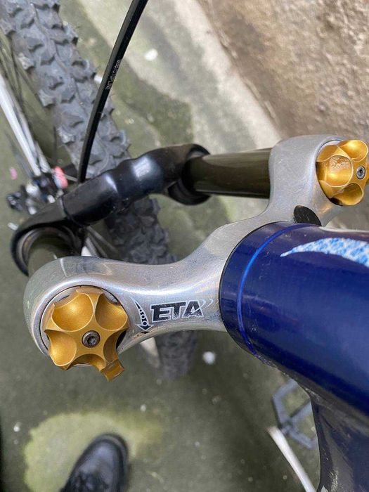 Велосипед Specialized розмір рами XS-S вилка Marzocchi ETA