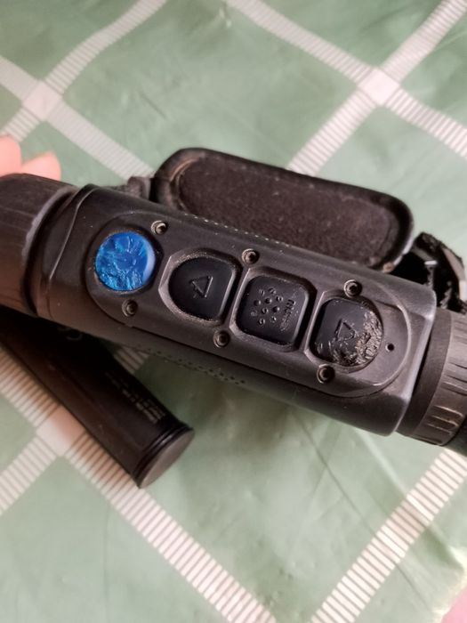 Продам тепловізор Pulsar Axion XM30F