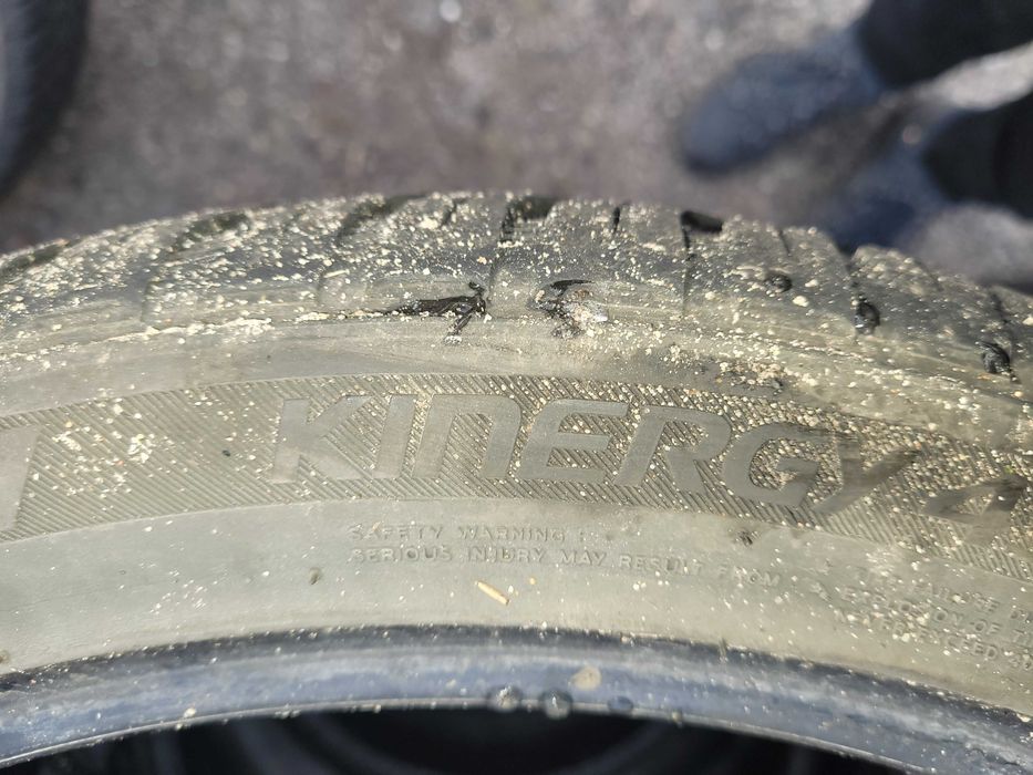 Opony zimowe 225/40R18,Hankook Kinergy.