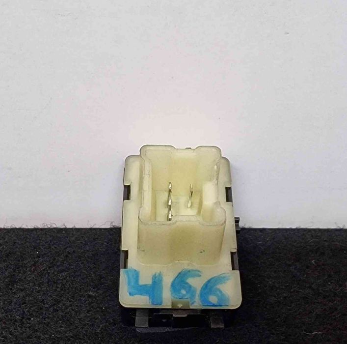 Comando / Botão / Interruptor Vidros Frente Direito DACIA SANDERO II ano 2013