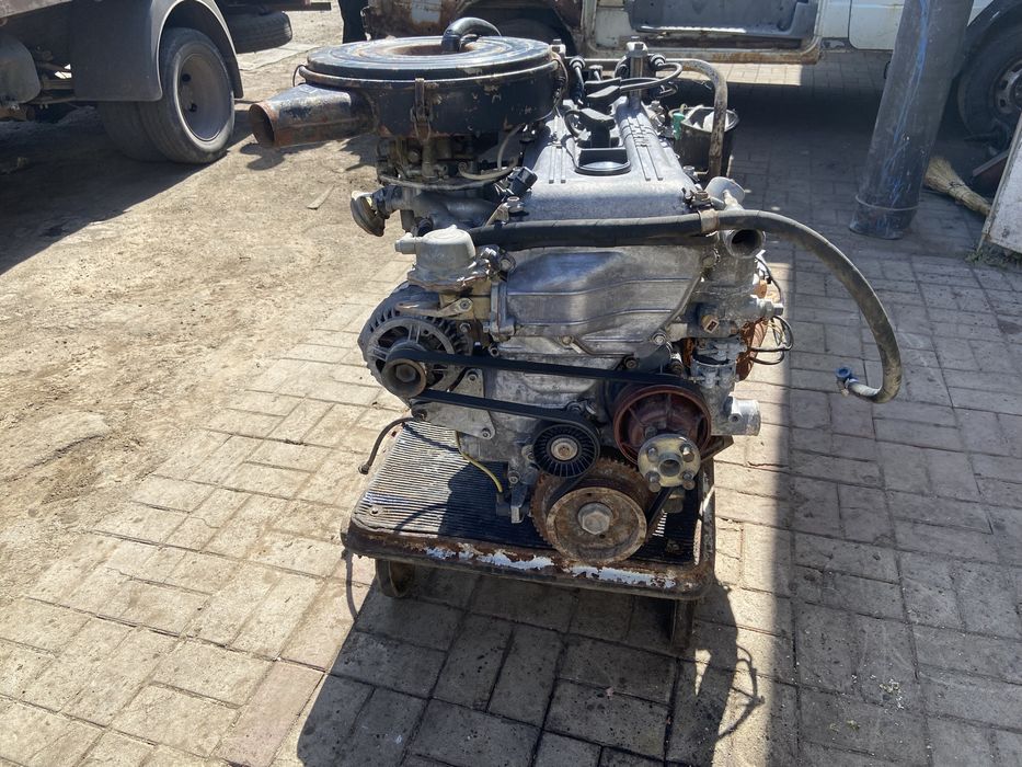 Продам полный комплект змз 406 двигатель газель соболь,волга 11000км