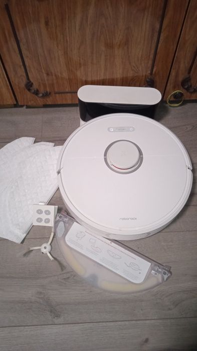Продам робот пилосос Xiaomi Roborock S6