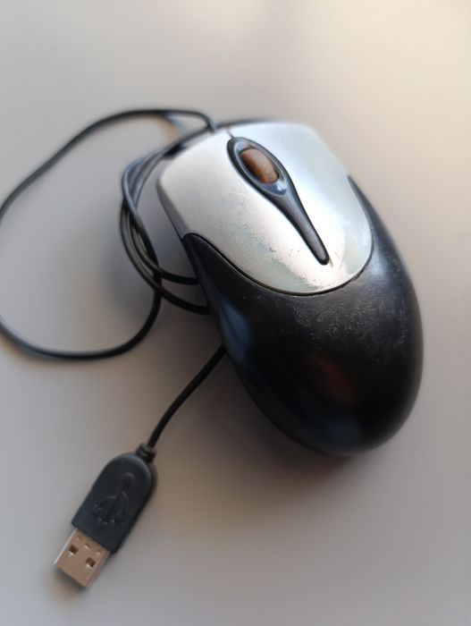 Rato Genius com cabo USB64552362193281120