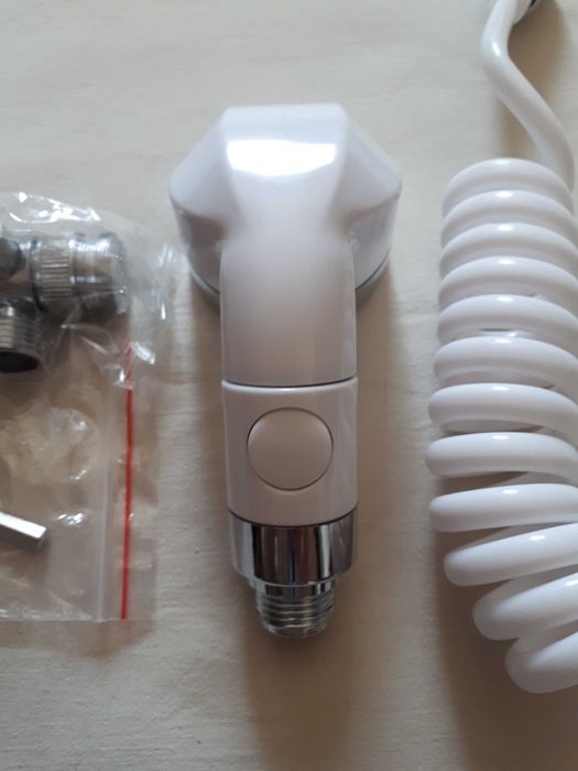 Душова насадка на кран із гнучким шлангом SmartUs