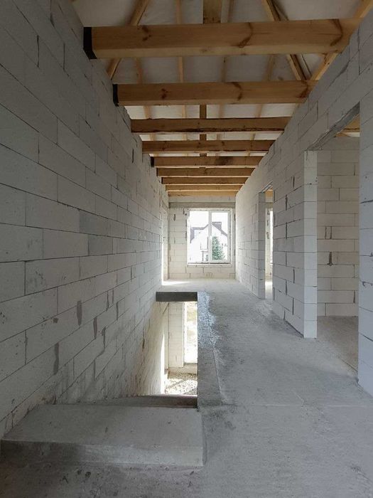 Продаж особняка, з гаражем та власним подвір'ям 5сот, Газ