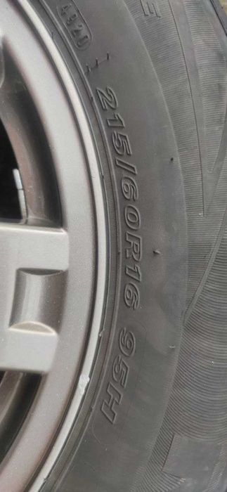 Літня резина 215/60/R16 з дисками