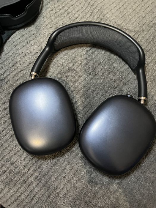 Air pods max malo uzywane