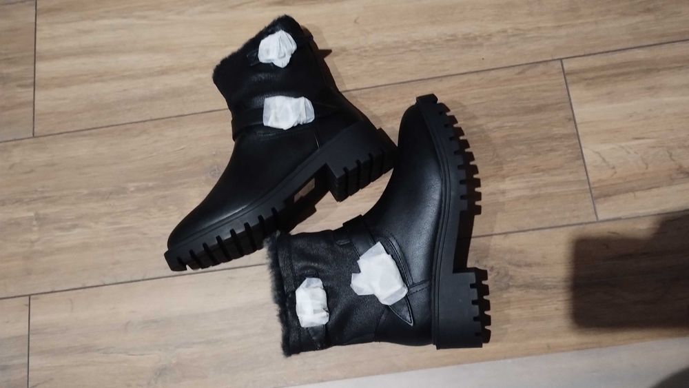 Nowe buty zimowe czarne damskie 38