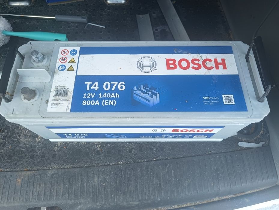 Akumulator BOSCH T4  140Ah 800A 12V Na gwarancji