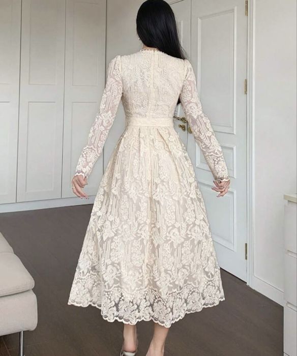 Роскошное платья новое