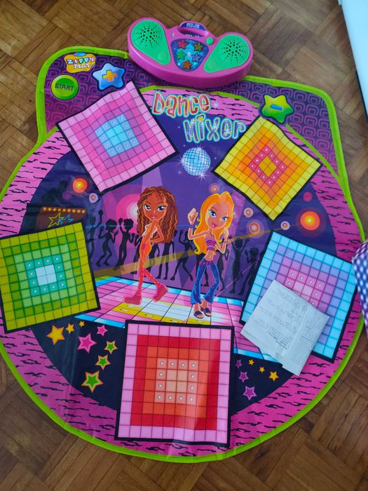 Mata do tańczenia smiki