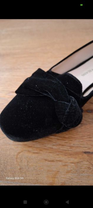 Sapatos pretos Trussardi