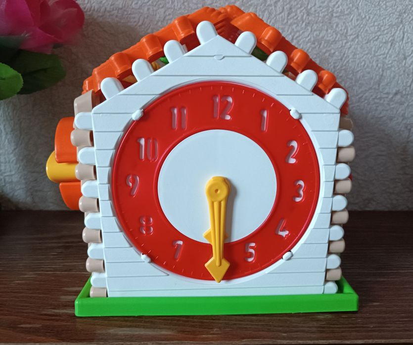 Развивающая игрушка - сортер