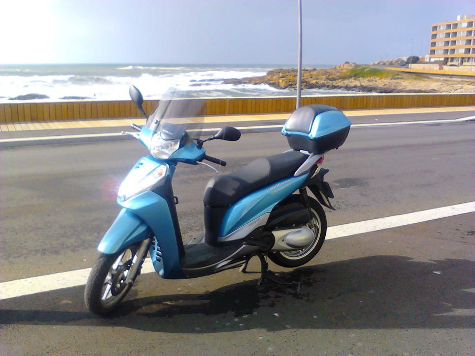 Honda sh300i 27cv ano 2011