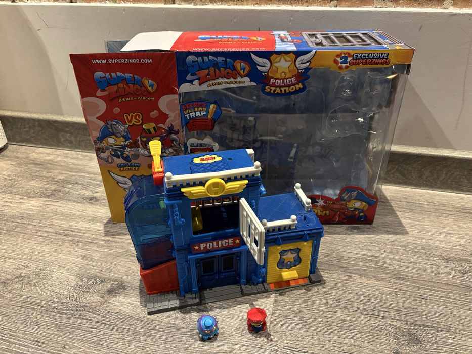 Super Zings komisariat policji