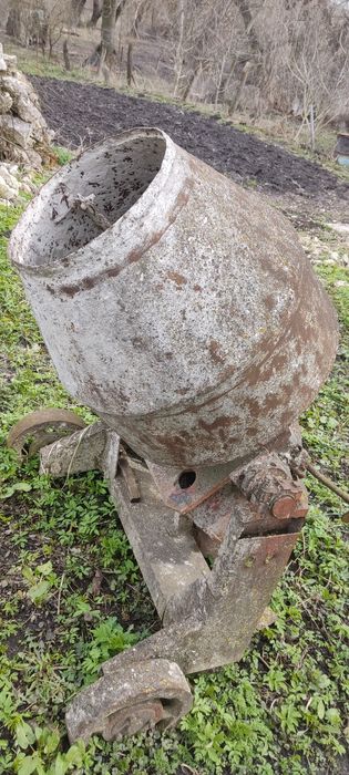 Продам Бетономішалку