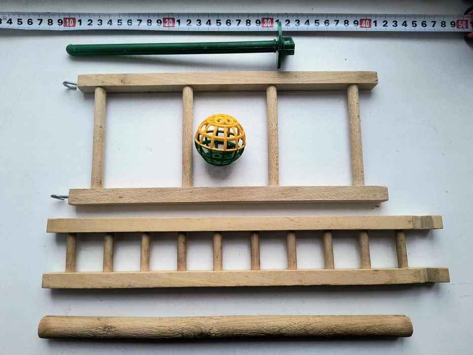 Іграшки для папуги, жордочка,драбина в клітку.