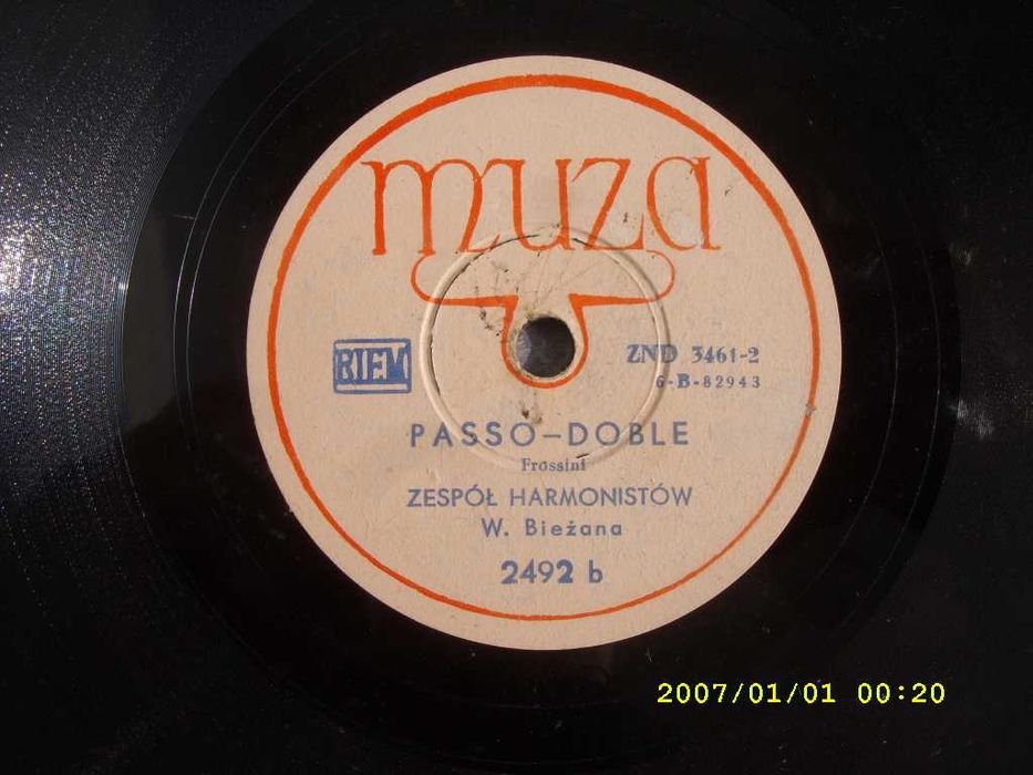 ZAabytkowe płyty szelakowe; MUZA-- 2 Sztuki, 50 ZL. / SZtuka.