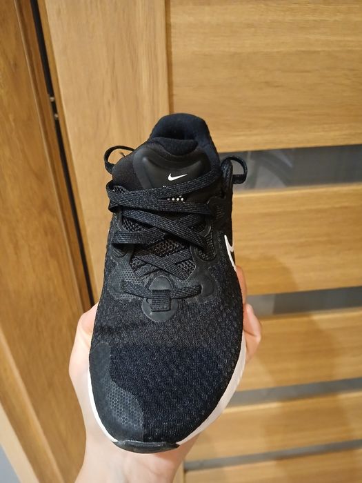 Buty nike renew  38
