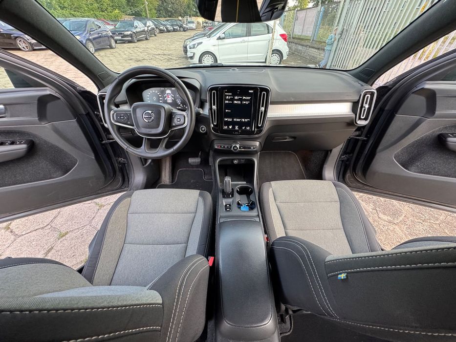 Volvo XC 40 BOGATA WERSJA! 63tys.km kamera automat asystent full led grzane fotele
