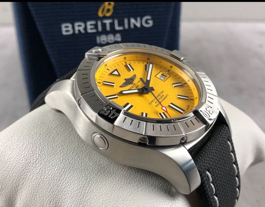 Relógio Breitling Avenger