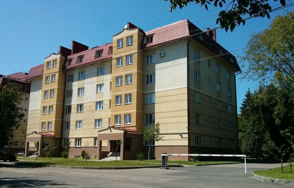 Продаж просторої 2-к квартири 120 м2 в новобудові біля парку