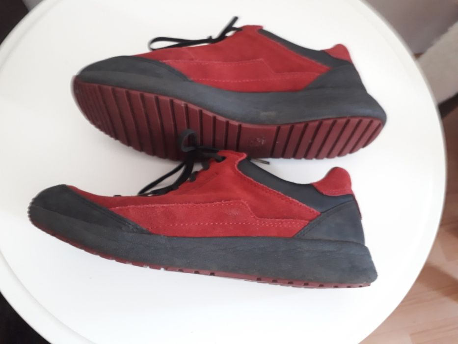 Skórzane buty CAMEL ACTIVE rozmiar 39(25cm).