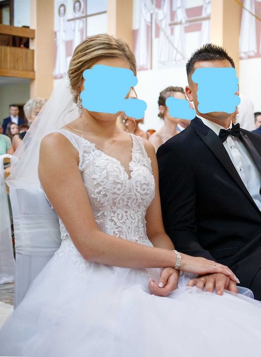 Śnieżnobiała suknia ślubna