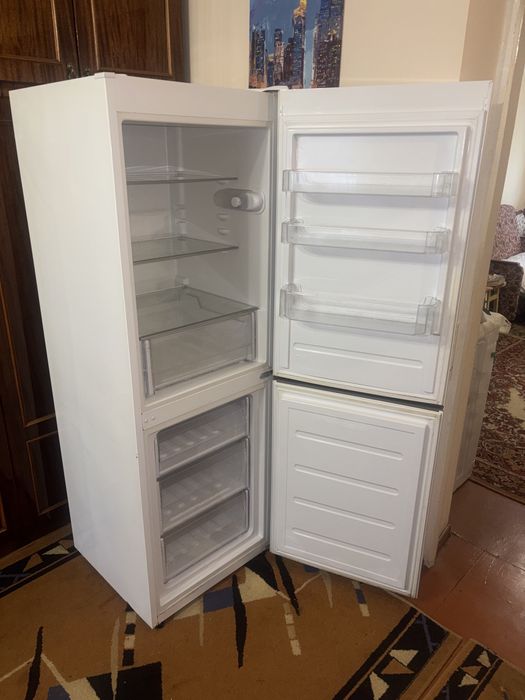 Холодильник Indesit