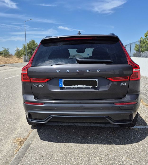 Volvo X60 B4 R Design AWD