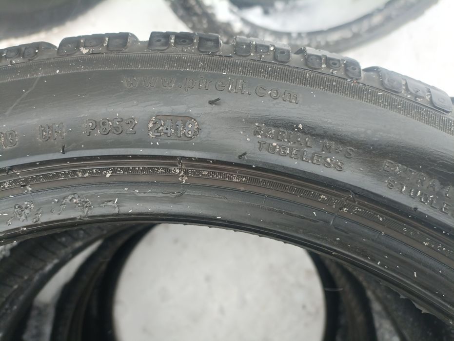 Pirelli 215/45 R18