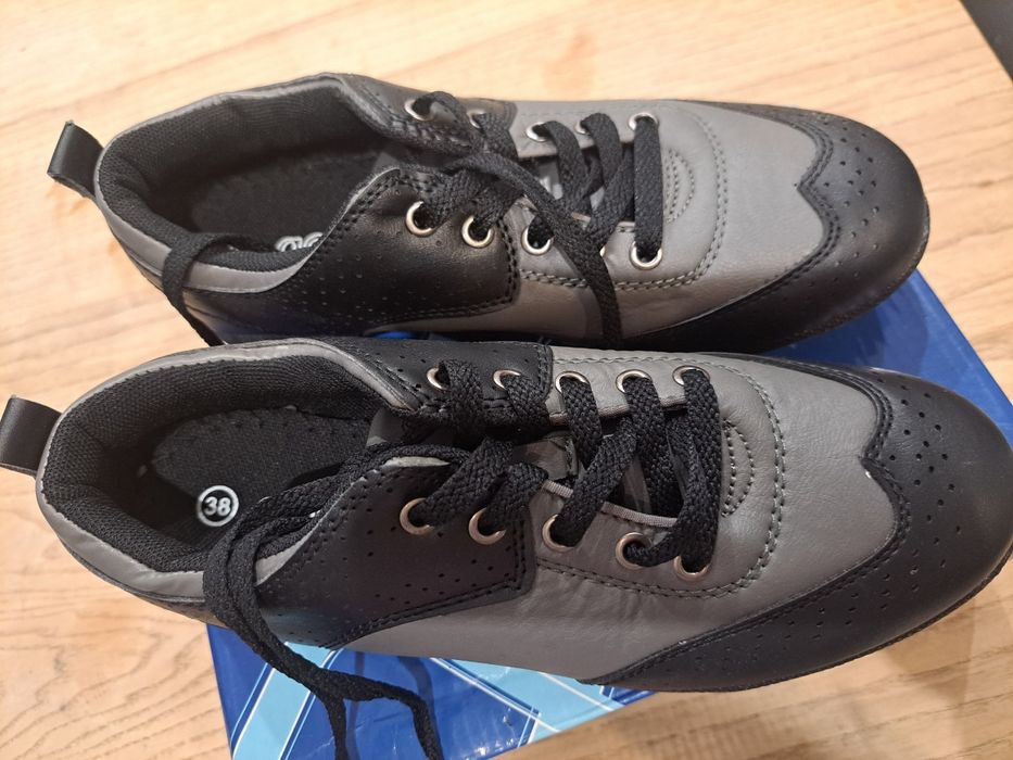 Buty sportowe, na codzień rozmiar 38 nowe. Wkładka 24.7 cm