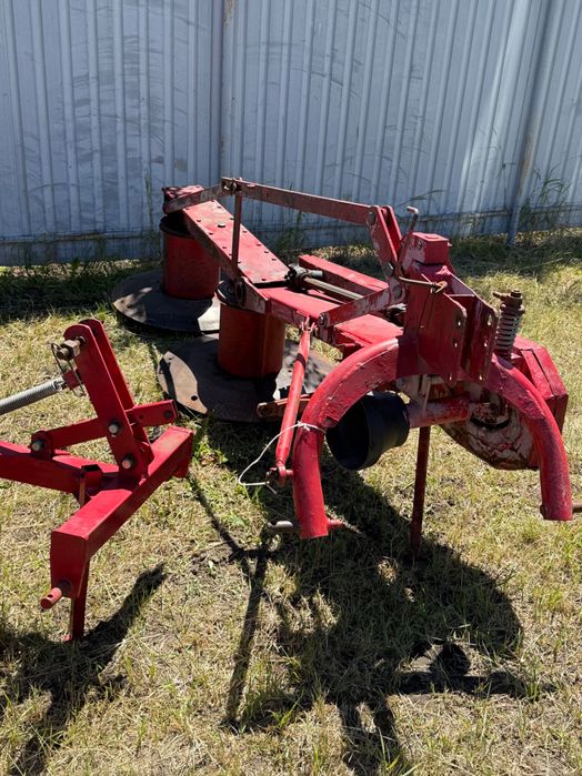 ЮМЗ 6- Трактор, прицеп