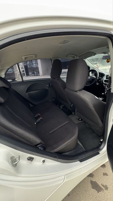 CITROEN C-ZERO 2013 рік чудовому стані!