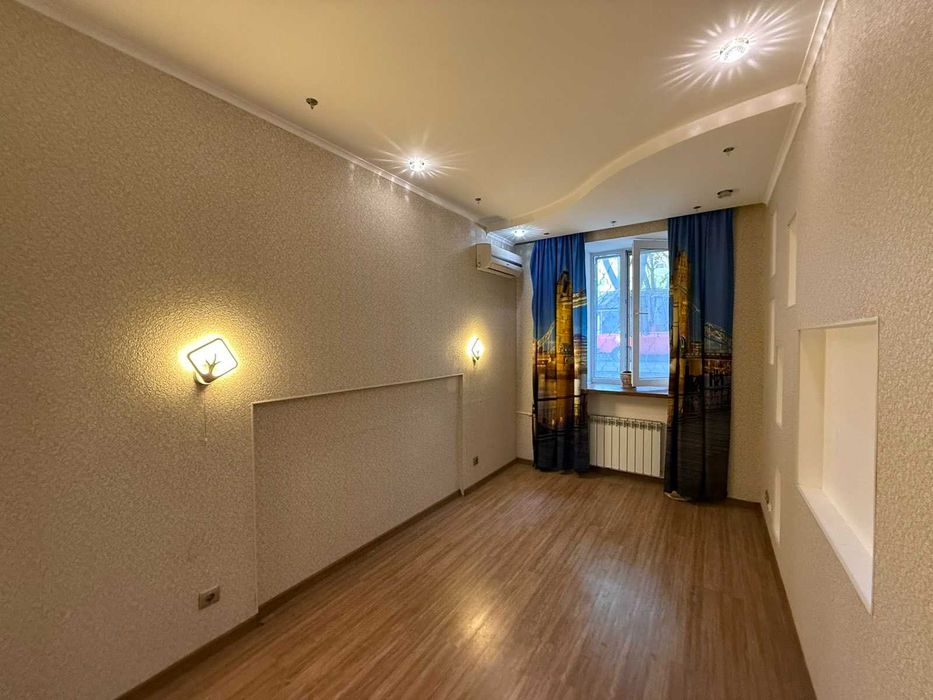 2 комнатная квартира 40 м2 с Ремонтом ул. Старопортофранковская