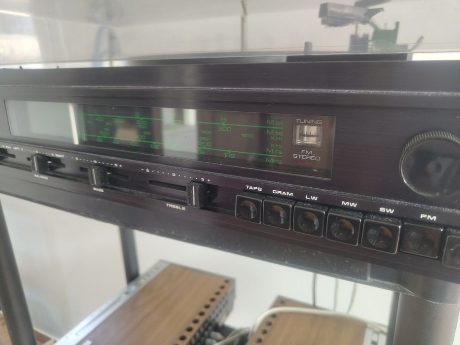 Aparelhagem Vintage Waltham STM 45 (Gira-Discos, Rádio e Cassete) + Colunas