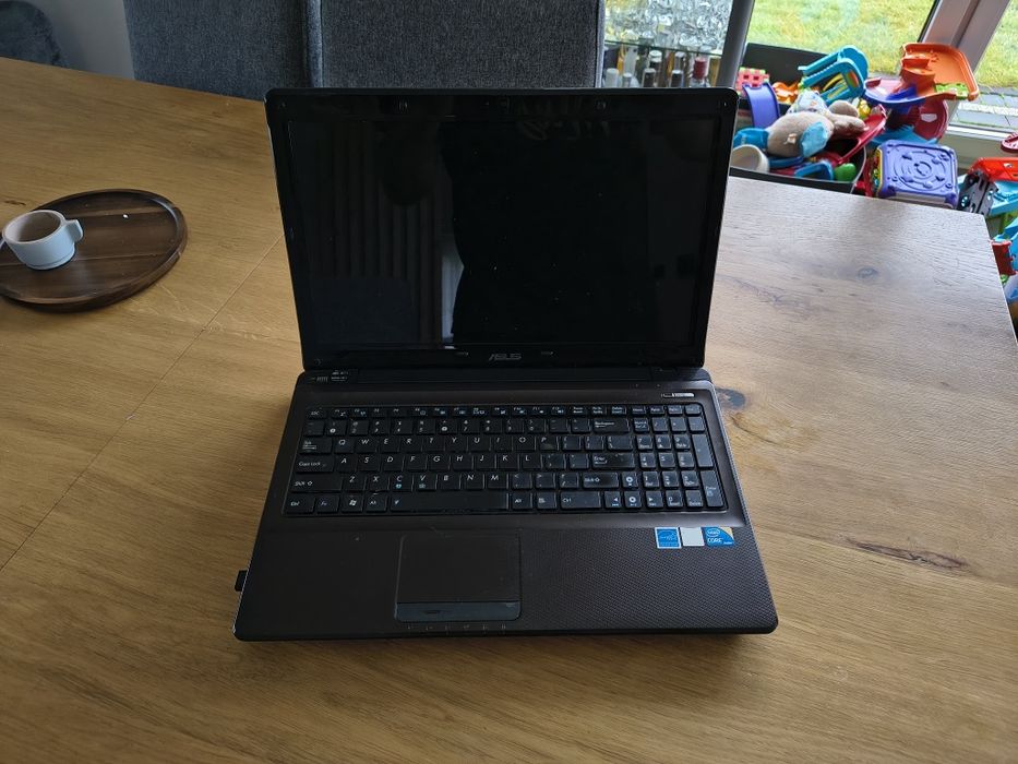 Laptop Asus K52J