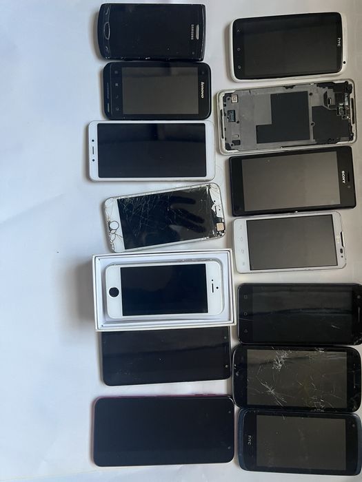 Продам разные мобильные телефоны