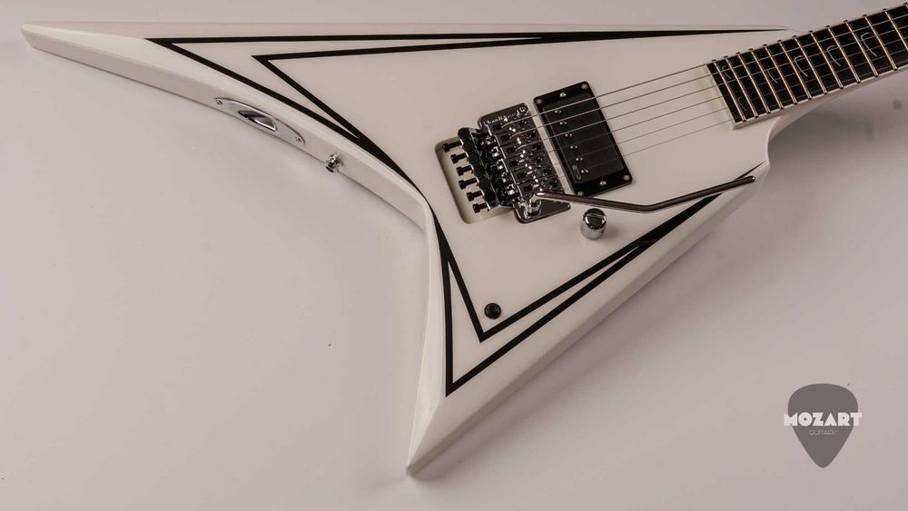 EDWARDS E-ALEXI SCYTHE Alexi Laiho Signature - White with Black Pin Stripe - Made in Japan