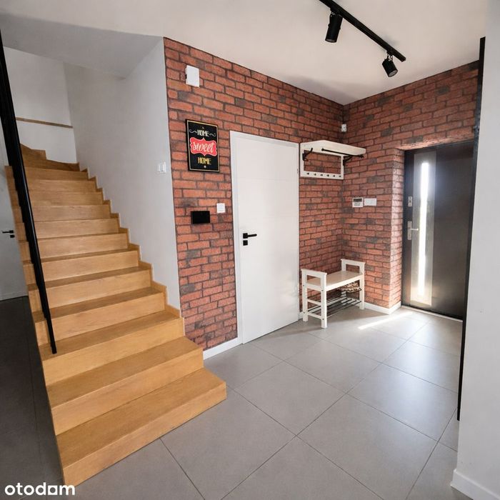 Dom pod działalność I HALA 100m2 + GARAŻ 39m2