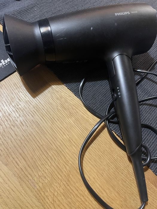 Suszarka Philips BHD308