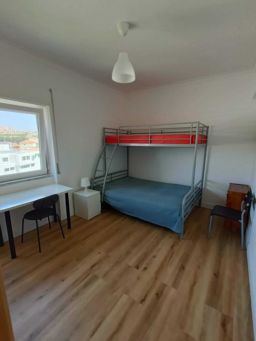 Quarto para estudantes junto ao metro