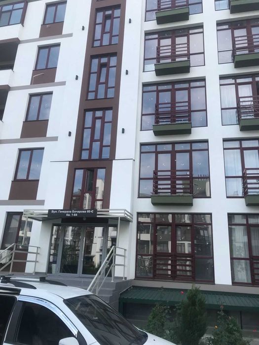 Однокімнатна квартира-студія з ремонтом