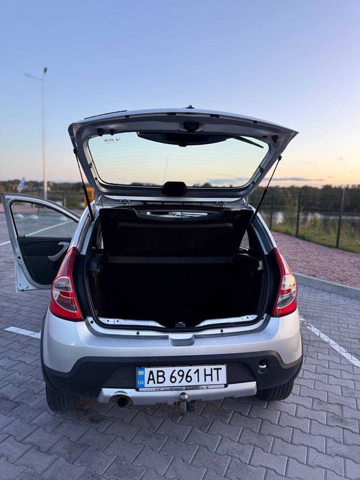 Авто/ Легкові автомобілі