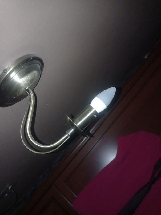 Mam do sprzedania Lampy stylowe do salonu i sypialni.