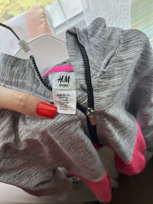 Спортивна кофта  H&M sport 110-116 на дівчинку 4-6років кофта на замку