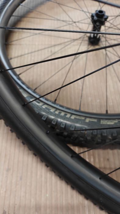 Koła karbonowe 29 MTB Dandy Horse 30 Boost Shimano MS