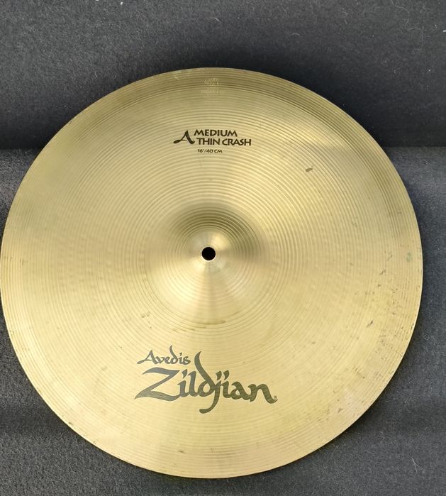Prato Crash zildjian Avedis médium thin 16"